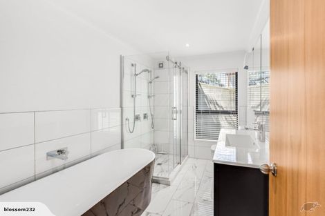 Photo of property in 5a Bolton Lane, Queenstown, 9300