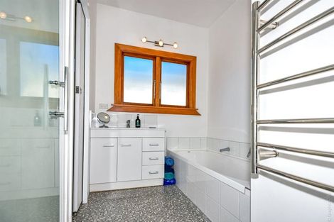 Photo of property in 80 Severn Street, St Albans, Christchurch, 8014