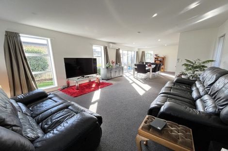 Photo of property in 15 Longcot Drive, Rolleston, 7615