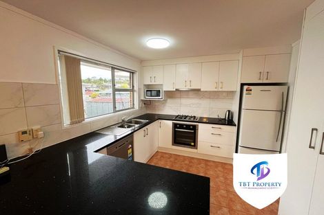 Photo of property in 20 Boundary Road, Blockhouse Bay, Auckland, 0600