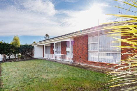 Photo of property in 3 Frimley Street, Awapuni, Palmerston North, 4412