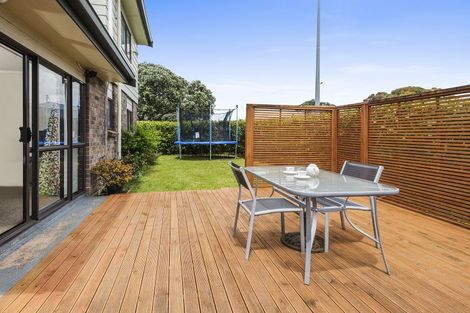 Photo of property in 2/30 Botany Road, Howick, Auckland, 2010