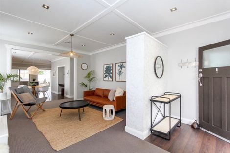 Photo of property in 30 Nobs Line, Strandon, New Plymouth, 4312