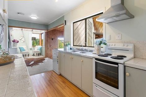 Photo of property in 29 Salem Place, Torbay, Auckland, 0630