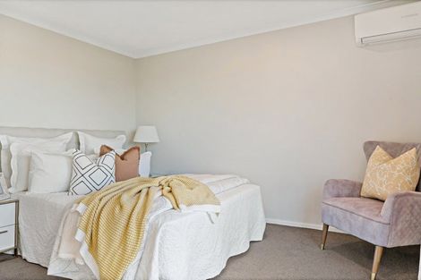 Photo of property in 6 Touhou Road, Hobsonville, Auckland, 0616