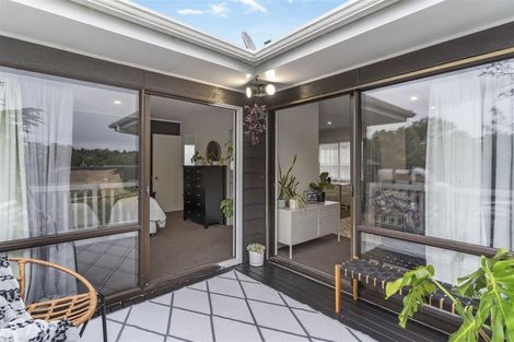 Photo of property in 2/37 Manuka Road, Bayview, Auckland, 0629