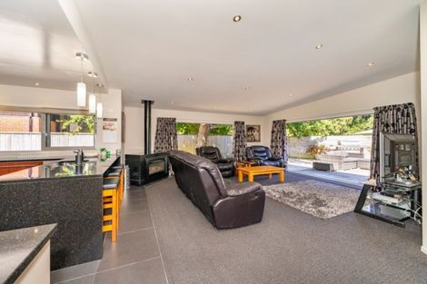 Photo of property in 9 Parkwood Grove, Trentham, Upper Hutt, 5018