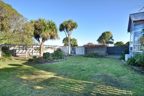 Photo of property in 22 Queen Street, Brighton, Dunedin, 9035