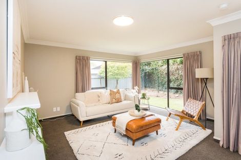 Photo of property in 8 Harrow Place, Hokowhitu, Palmerston North, 4410