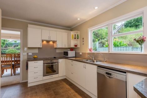 Photo of property in 5 Kaka Road, Raumati Beach, Paraparaumu, 5032