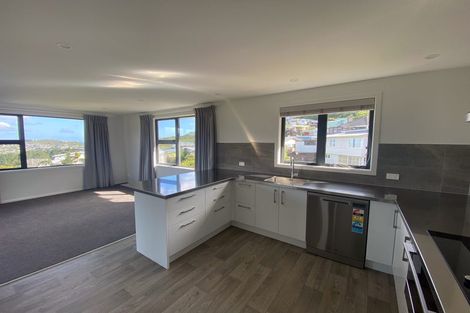 Photo of property in 37 Priscilla Crescent, Kingston, Wellington, 6021