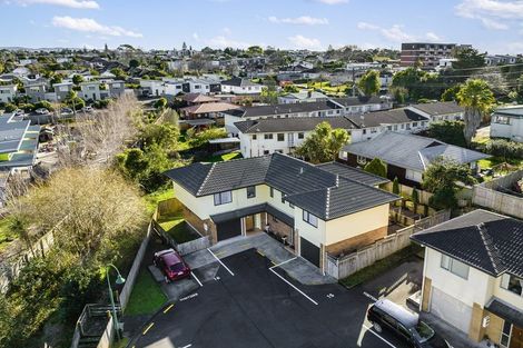 Photo of property in 16/2 Arawa Street, New Lynn, Auckland, 0600