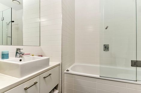 Photo of property in Sentinel Apartments, 1004/3 Northcroft Street, Takapuna, Auckland, 0622