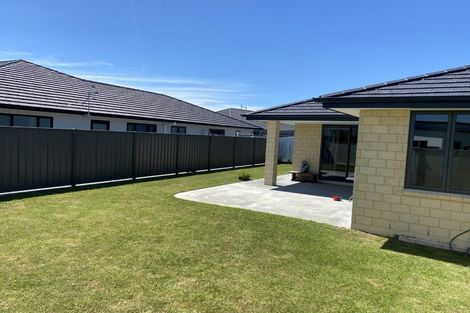 Photo of property in 7 Benmore Place, Poraiti, Napier, 4112