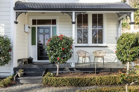 Photo of property in 3 Hooker Avenue, Hospital Hill, Napier, 4110