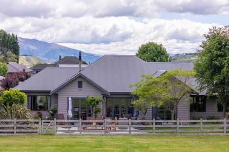 Photo of property in 3 Sunhaven Cove, Cromwell, 9310