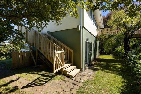Photo of property in 142 Seaview Road, Westown, New Plymouth, 4310