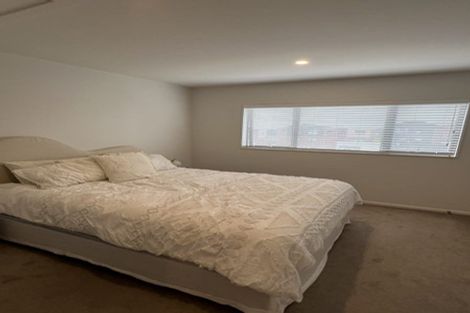 Photo of property in 11 Treeline Lane, Flat Bush, Auckland, 2019