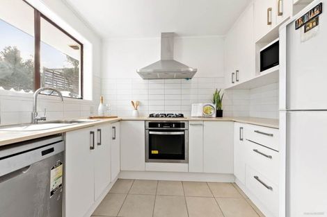 Photo of property in 1/82 Sartors Avenue, Browns Bay, Auckland, 0630