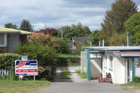 Photo of property in 2/7 Waitahanui Avenue, Taupo, 3330