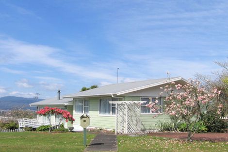 Photo of property in 19 Russell Crescent, Western Heights, Rotorua, 3015