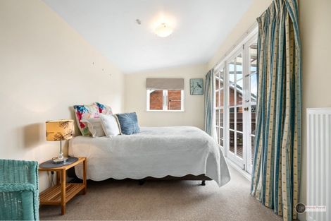 Photo of property in 17 Collingwood Street, Waterloo, Lower Hutt, 5011