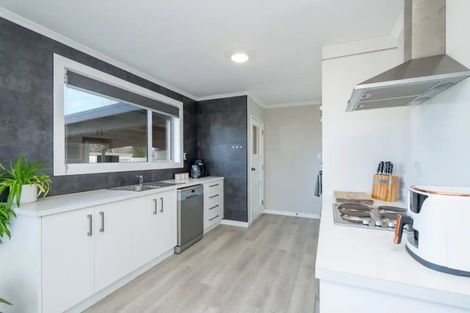 Photo of property in 85 Bay Road, Grasmere, Invercargill, 9810
