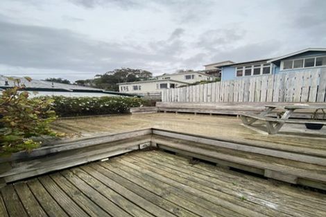 Photo of property in 56 Eden Street, Island Bay, Wellington, 6023