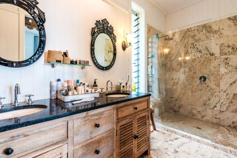 Photo of property in 1 Margaret Reeve Lane, Waiheke Island, 1971