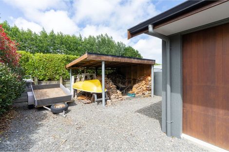 Photo of property in 9 Tunbridge Wells, Ohau, Levin, 5570