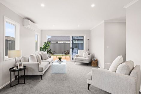 Photo of property in 2/52 Park Road, Greenmeadows, Napier, 4112