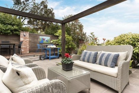 Photo of property in 700 Cashmere Road, Halswell, Christchurch, 8025