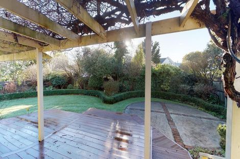 Photo of property in 261 Victoria Avenue, Hokowhitu, Palmerston North, 4410