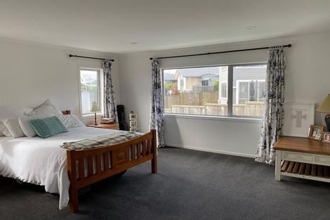 Photo of property in 15 Skipjack Pass, Silverdale, 0932