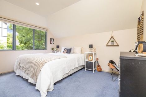 Photo of property in 13h Eban Avenue, Hillcrest, Auckland, 0627