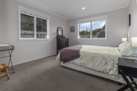 Photo of property in 27 Waipunahau Road, Waikanae, 5036