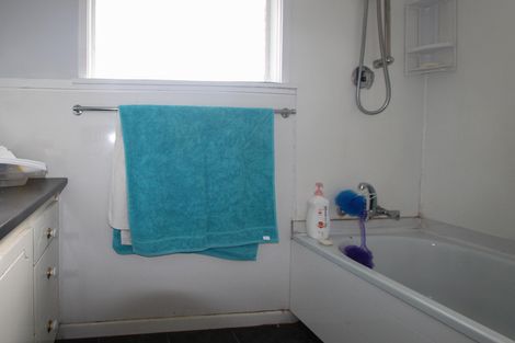 Photo of property in 74 Hull Street, South Hill, Oamaru, 9400