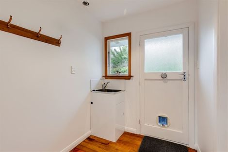 Photo of property in 8 Trist Place, Edgeware, Christchurch, 8013