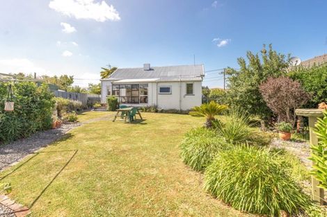 Photo of property in 13 Burton Avenue, Whanganui East, Whanganui, 4500