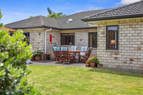 Photo of property in 28 Tomika Crescent, Papamoa Beach, Papamoa, 3118