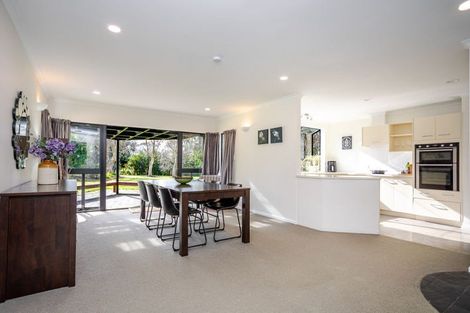 Photo of property in 97 Adelaide Road, Dannevirke, 4930