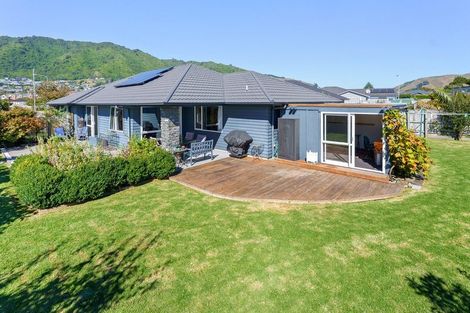 Photo of property in 63 Waipunahau Road, Waikanae, 5036