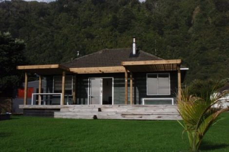 Photo of property in 57 New Road, Granity, 7823