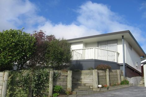 Photo of property in 5 Maracas Crescent, Grenada Village, Wellington, 6037