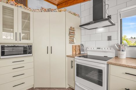 Photo of property in 2/33 Kea Street, Katikati, 3129