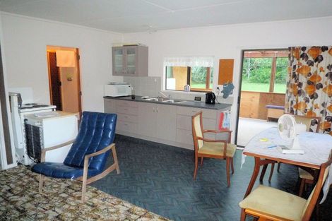 Photo of property in 8 Wai-iti Terrace, Whitianga, 3510