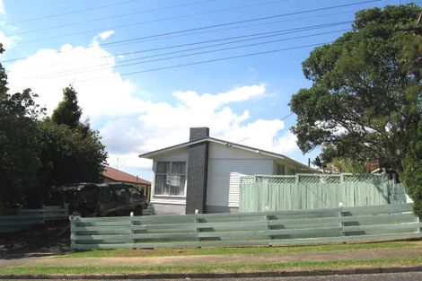 Photo of property in 23 Mason Street, New Lynn, Auckland, 0600
