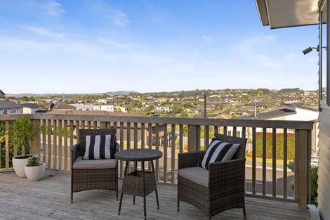 Photo of property in 10 Abby Close, Pukekohe, 2120