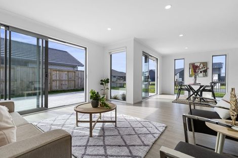 Photo of property in 2 Sydney Place, Flagstaff, Hamilton, 3210