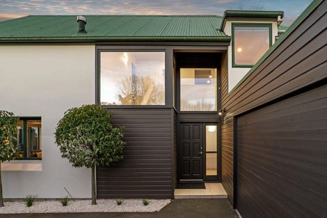 Photo of property in 114 Knowles Street, St Albans, Christchurch, 8052